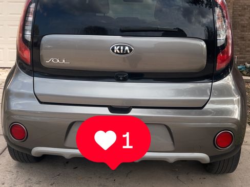 Used 2019 Kia Soul + w/ Audio Package image 6