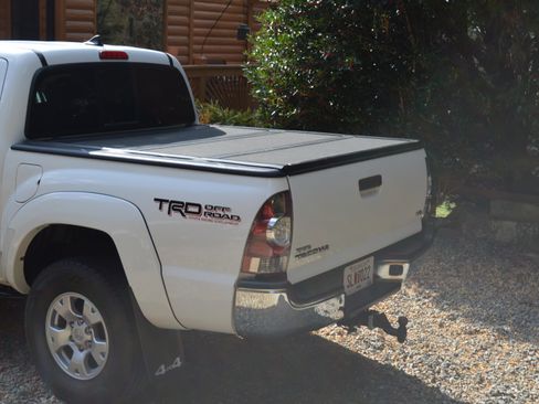 Used 2012 Toyota Tacoma 4x4 Double Cab image 8