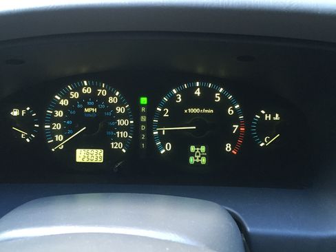 Used 2002 INFINITI QX4 4WD image 10