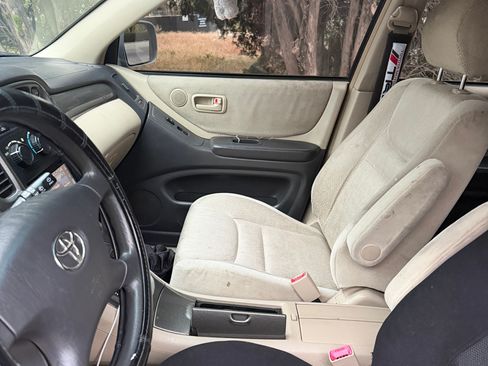 Used 2002 Toyota Highlander Limited image 5