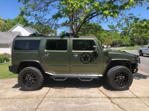 Used 2003 HUMMER H2 w/ Preferred Equipment Group image 1