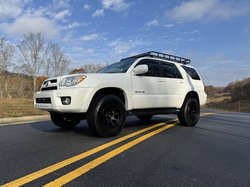 Used 2007 Toyota 4Runner Limited image 2