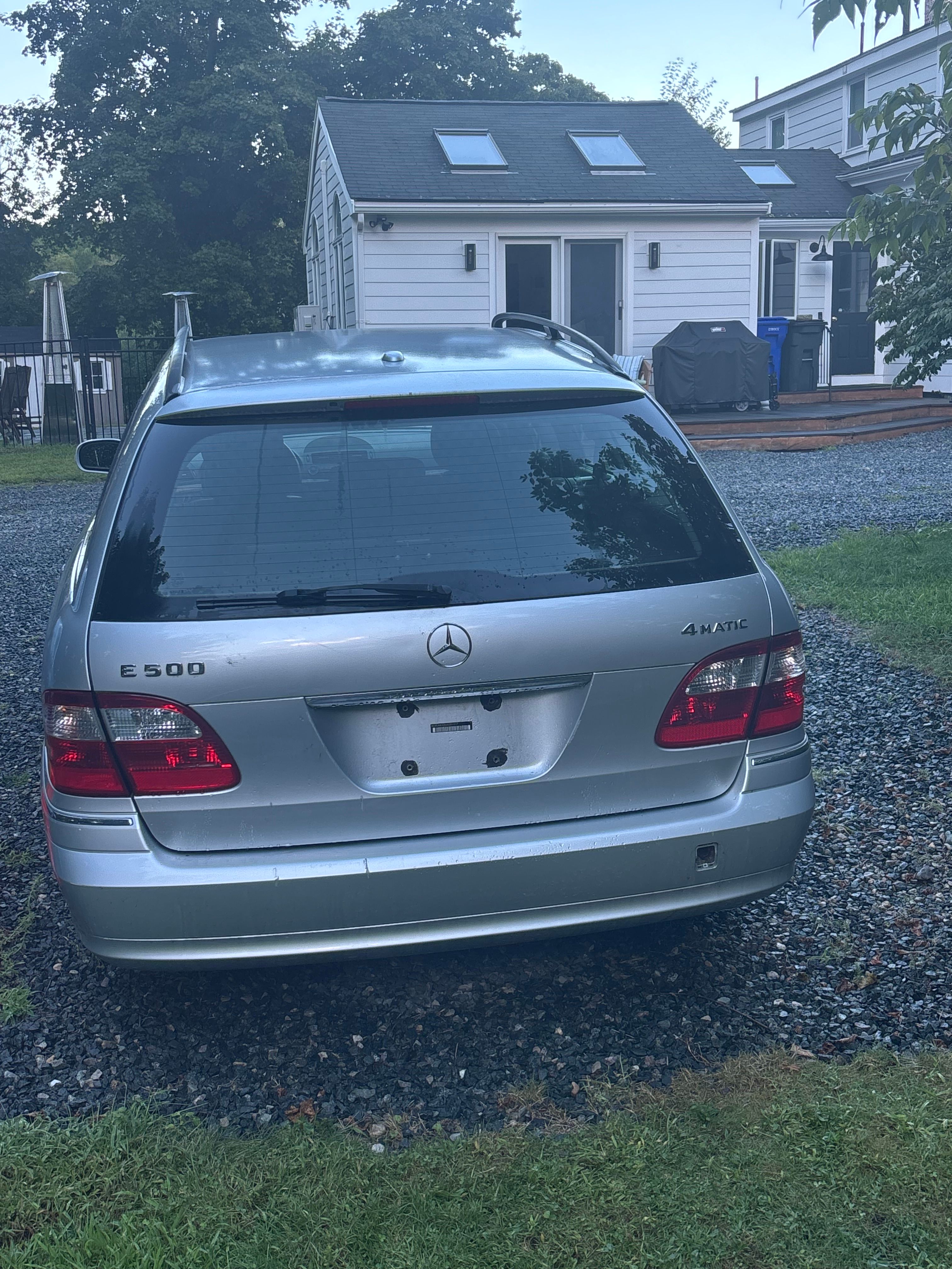 Used 2006 Mercedes-Benz E 500 4MATIC Wagon image 2