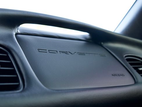 Used 2003 Chevrolet Corvette Z06 w/ Memory Package, 3 Drivers RWD image 25