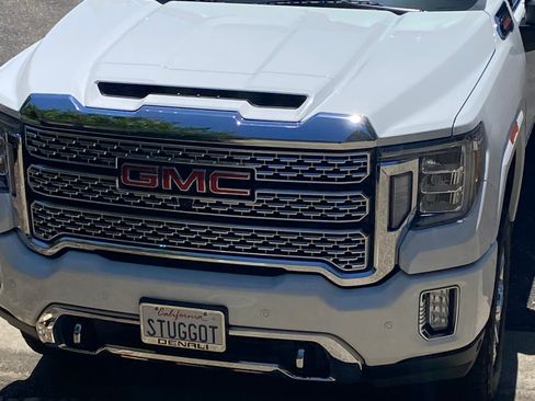 Used 2022 GMC Sierra 2500 Denali w/ Denali Ultimate Package AWD/4WD image 17