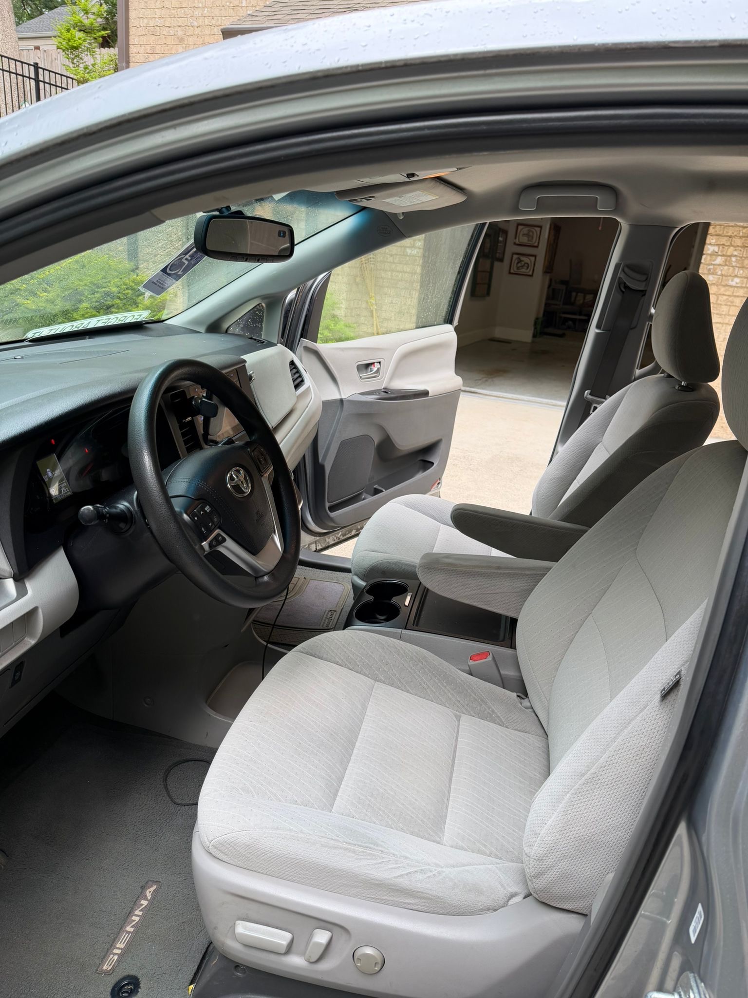 Used 2016 Toyota Sienna LE FWD image 14