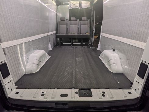 Used 2017 Ford Transit 250 148 Medium Roof image 6