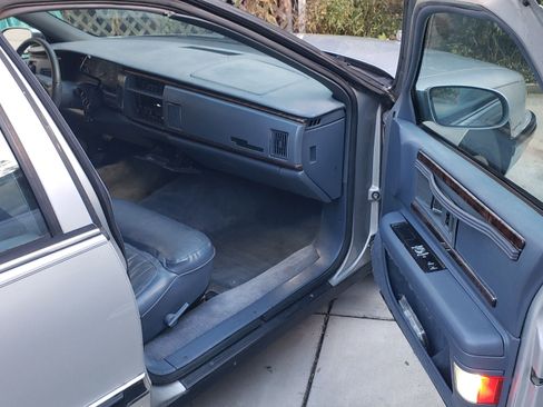 Used 1996 Buick Roadmaster Estate image 17