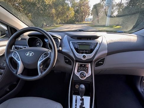 Used 2012 Hyundai Elantra GLS w/ Preferred Pkg 3 image 13