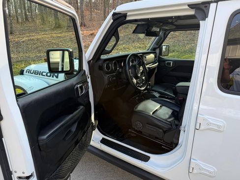 Used 2022 Jeep Wrangler Unlimited Rubicon 4xe w/ Cold Weather Group image 14