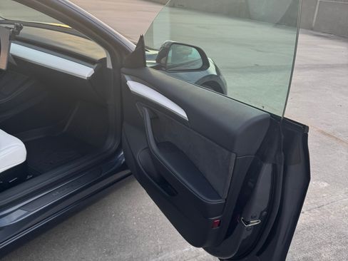 Used 2023 Tesla Model 3 Standard Range RWD image 11
