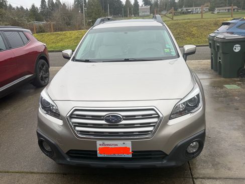 Used 2017 Subaru Outback 2.5i Premium image 13