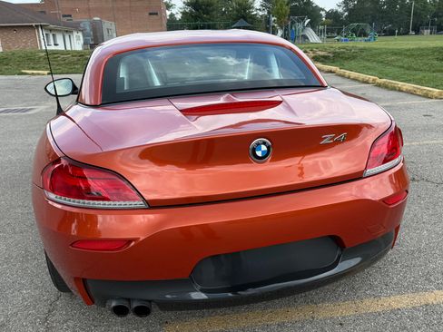 Used 2015 BMW Z4 sDrive28i RWD image 4