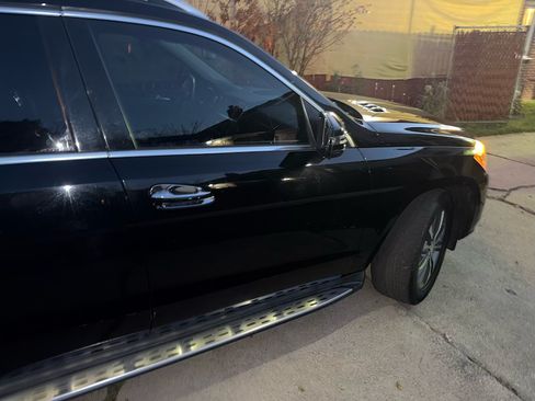 Used 2015 Mercedes-Benz GL 450 4MATIC image 22