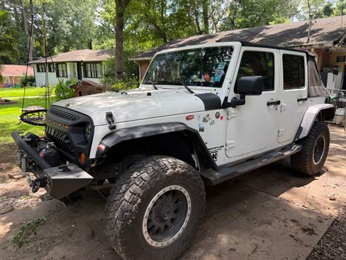 Used 2007 Jeep Wrangler Unlimited X AWD/4WD image 1
