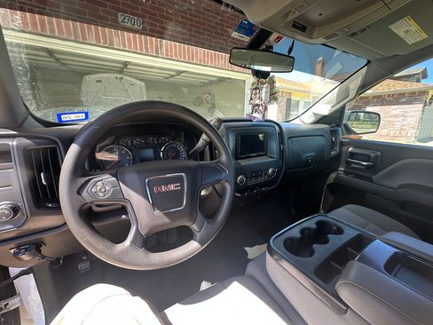 Used 2017 GMC Sierra 1500 2WD Regular Cab image 17