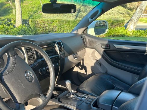 Used 2007 Toyota 4Runner Sport image 8