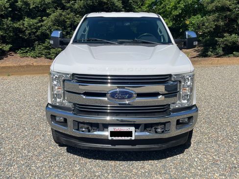 Used 2017 Ford F350 Lariat w/ Chrome Package AWD/4WD image 9