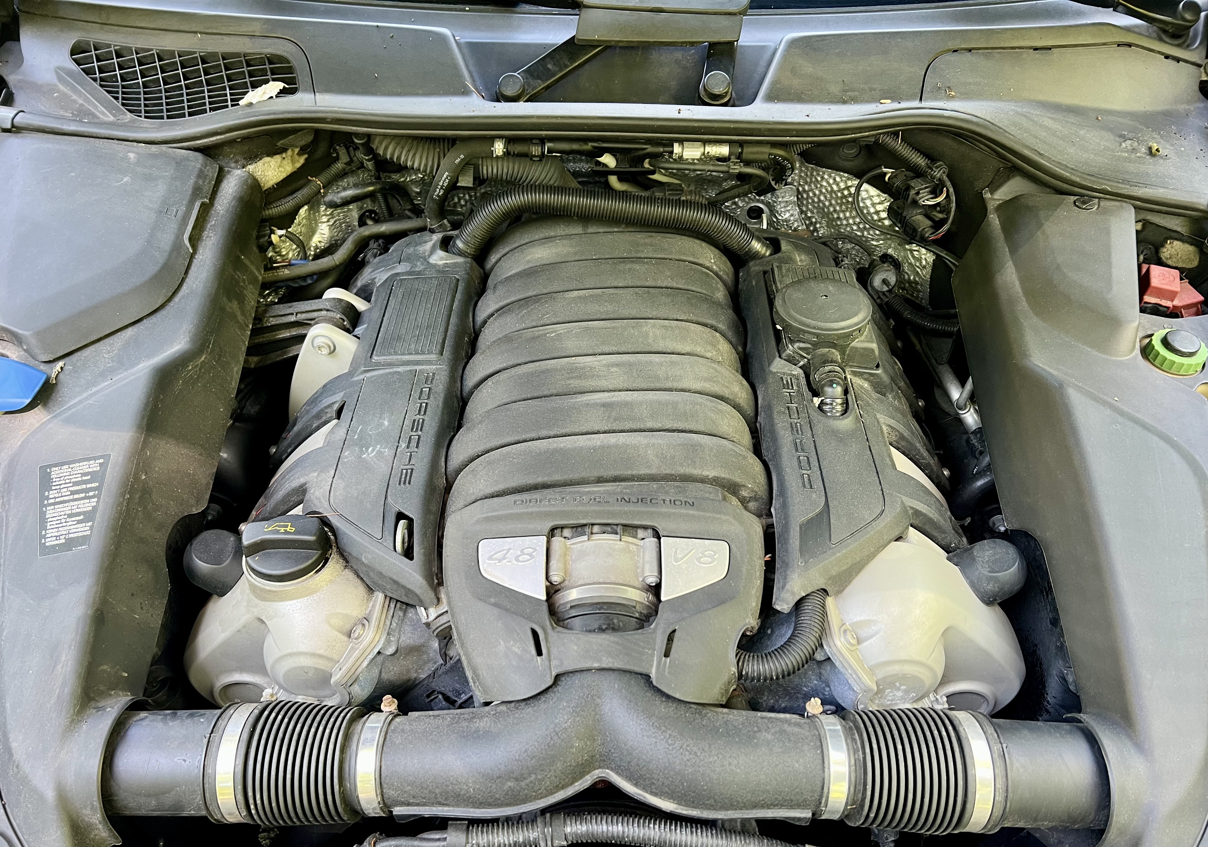 Used 2011 Porsche Cayenne S AWD/4WD image 12
