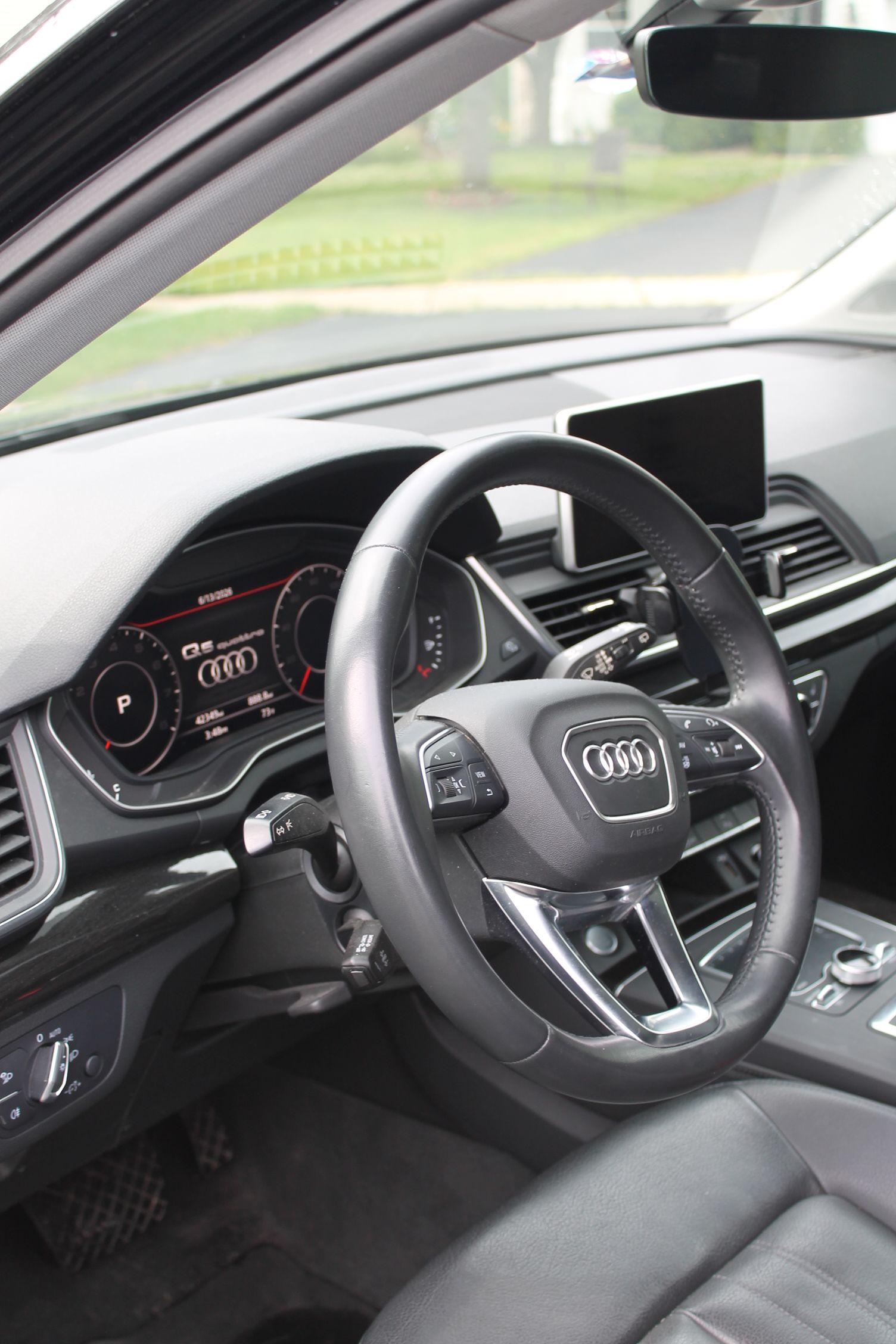 Used 2019 Audi Q5 2.0T Premium Plus w/ Premium Plus Package AWD/4WD image 14