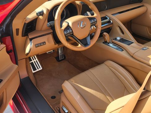 Used 2021 Lexus LC 500 Convertible image 12