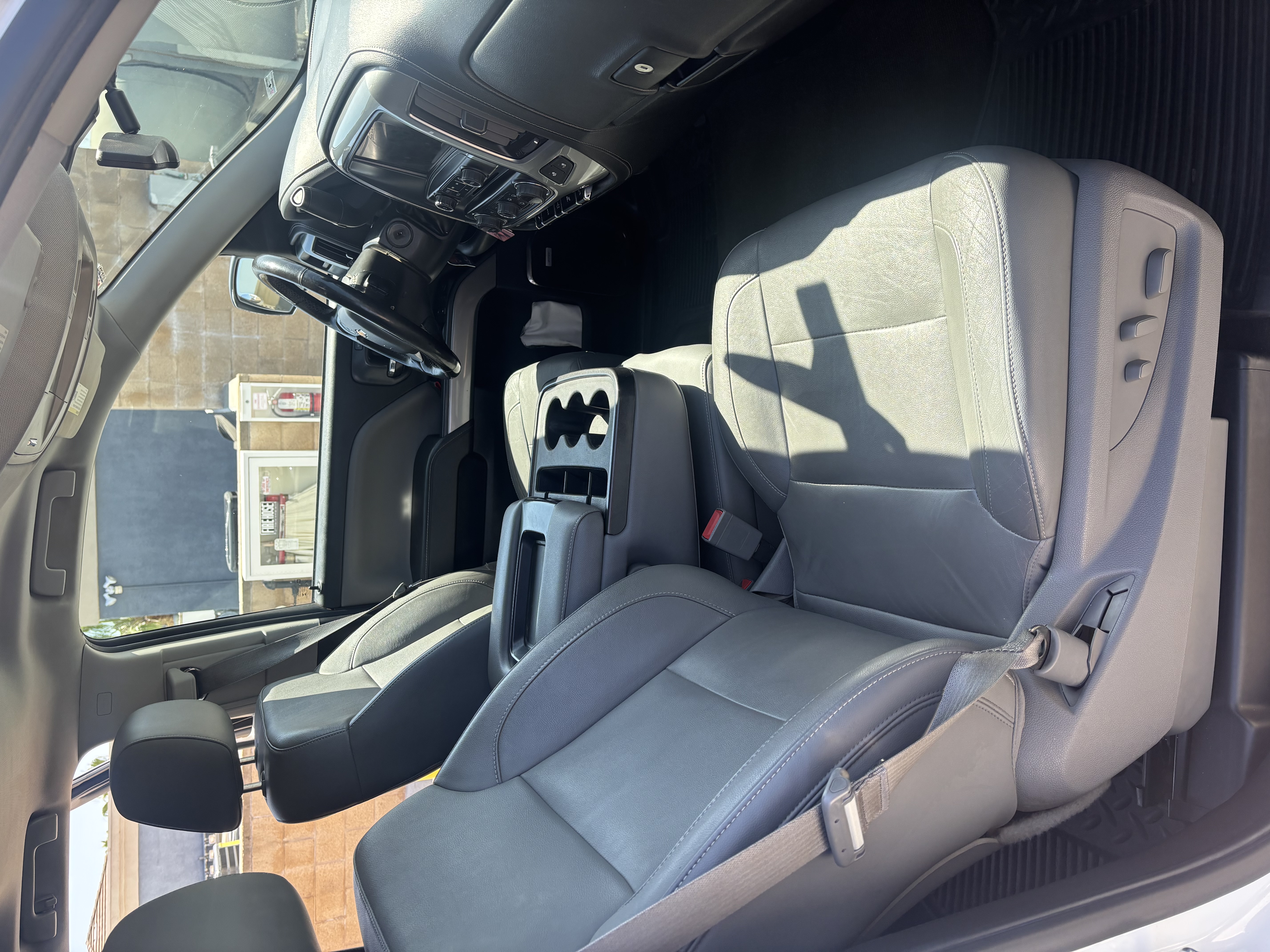 Used 2014 Chevrolet Silverado 1500 LTZ Z71 w/ LTZ Plus Package RWD image 8