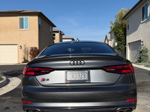 Used 2019 Audi S5 Premium Plus w/ Premium Plus image 11
