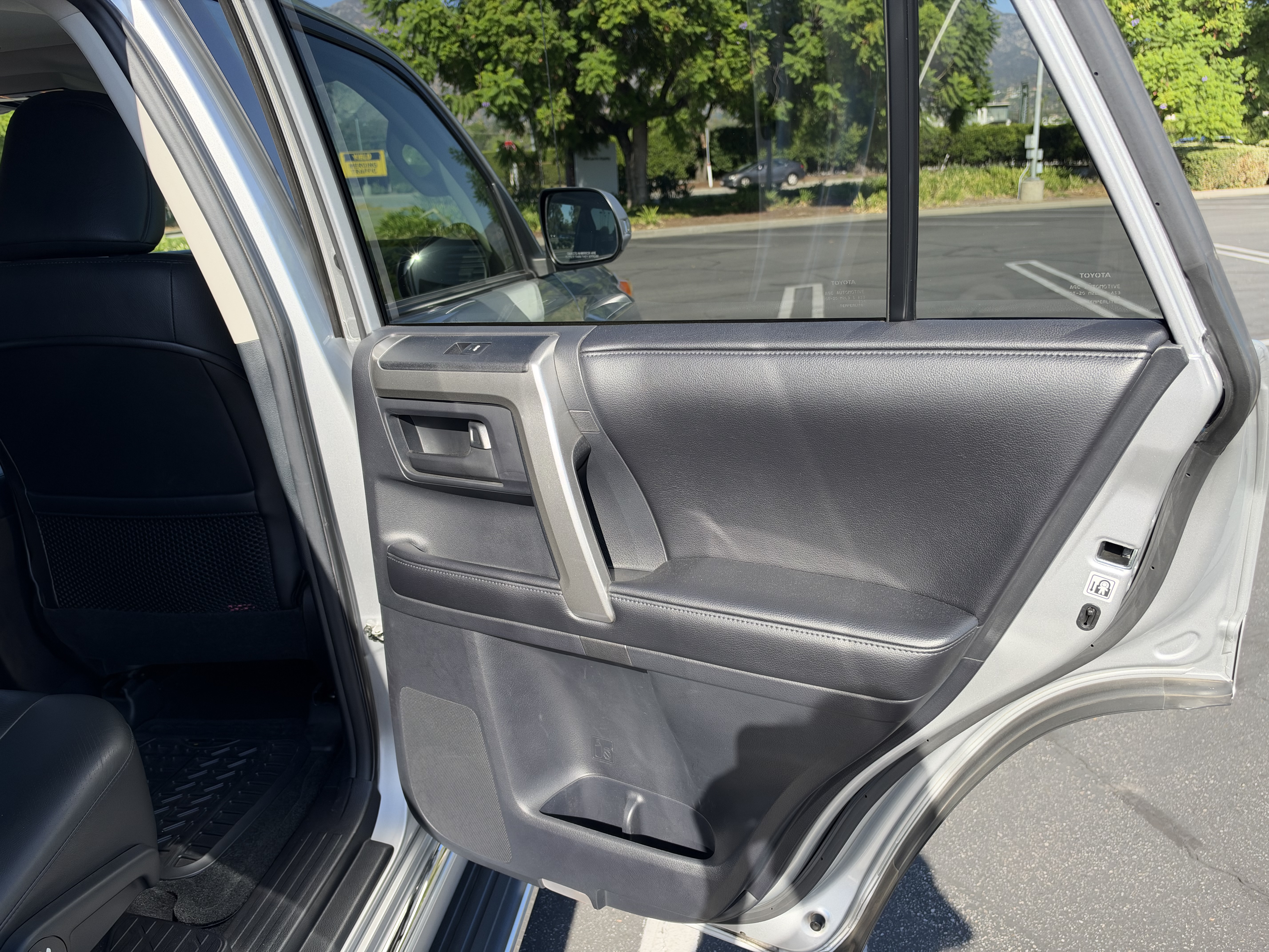 Used 2012 Toyota 4Runner Limited RWD image 20