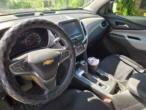Used 2018 Chevrolet Equinox LS FWD image 10