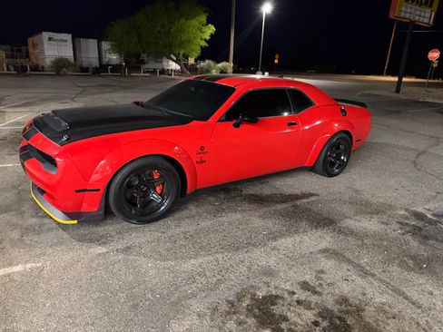 Used 2019 Dodge Challenger SRT Hellcat Redeye RWD image 1