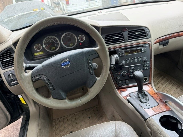Used 2007 Volvo XC70 AWD/4WD image 12