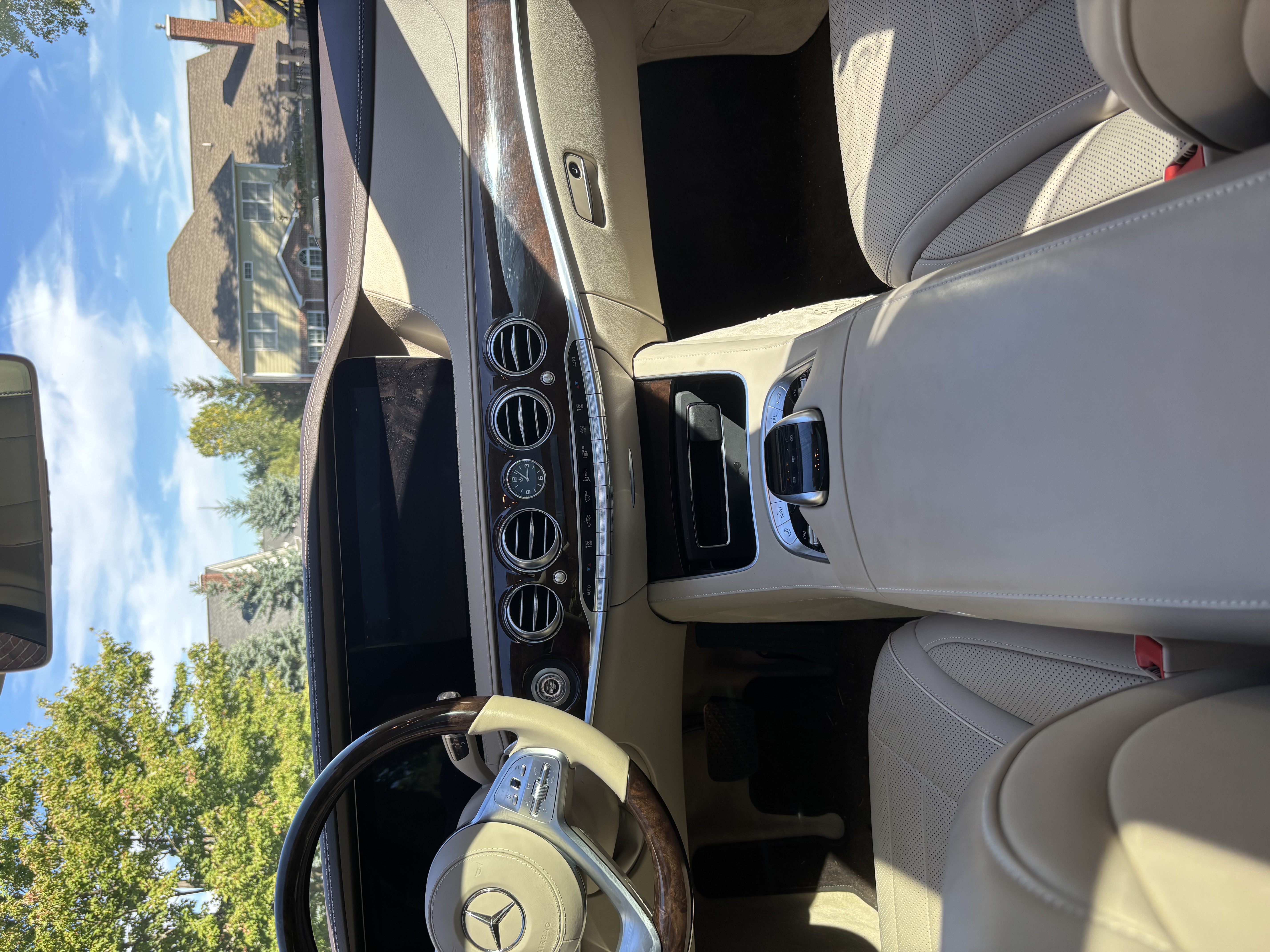 Used 2019 Mercedes-Benz S 560 Sedan image 12