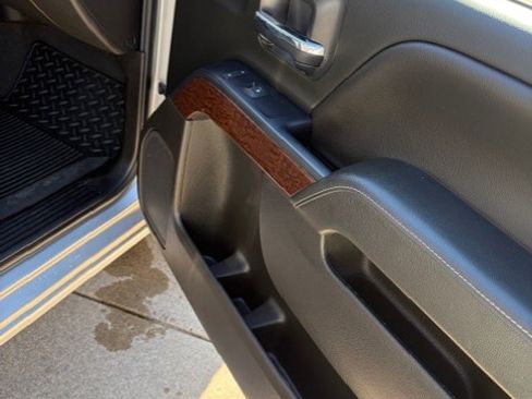 Used 2019 GMC Sierra 1500 SLE w/ SLE Value Package image 14