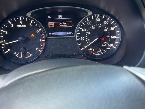 Used 2016 Nissan Altima 2.5 SR FWD image 8