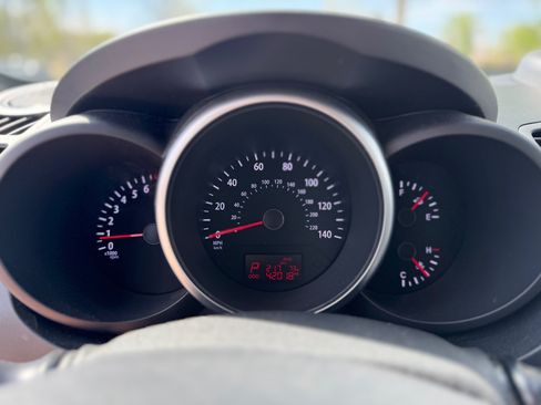 Used 2012 Kia Soul + FWD image 15