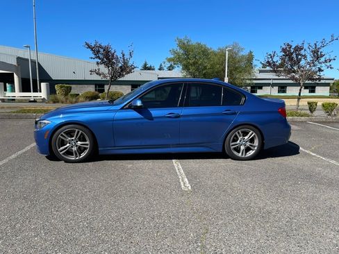 Used 2014 BMW 328i Sedan RWD image 6