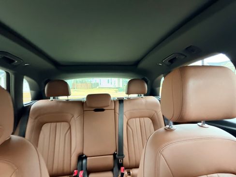 Used 2021 Audi Q5 2.0T Premium w/ Convenience Package image 4