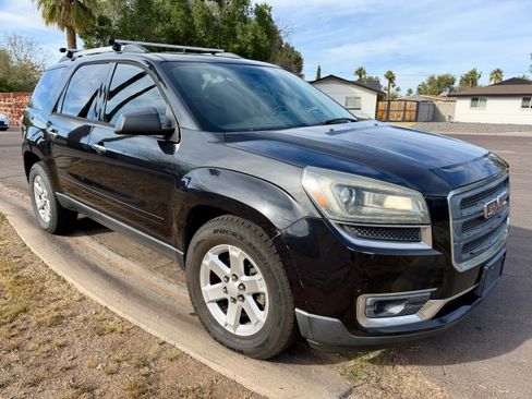Used 2013 GMC Acadia SLE image 18