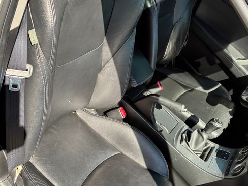 Used 2010 MAZDA MAZDA3 s Grand Touring FWD image 11