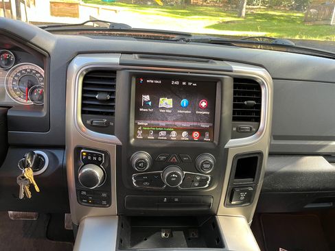 Used 2015 RAM 1500 Big Horn image 23