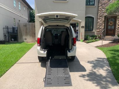 Used 2013 Dodge Grand Caravan SE