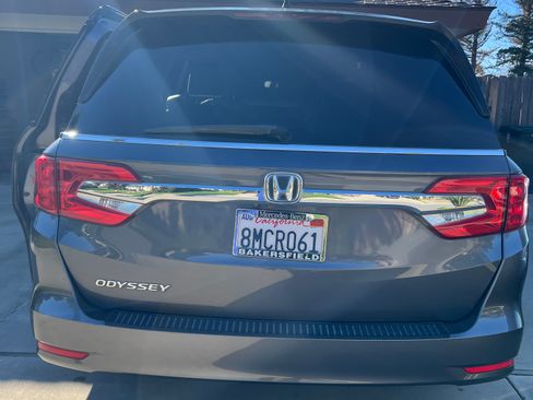 Used 2019 Honda Odyssey EX-L image 16