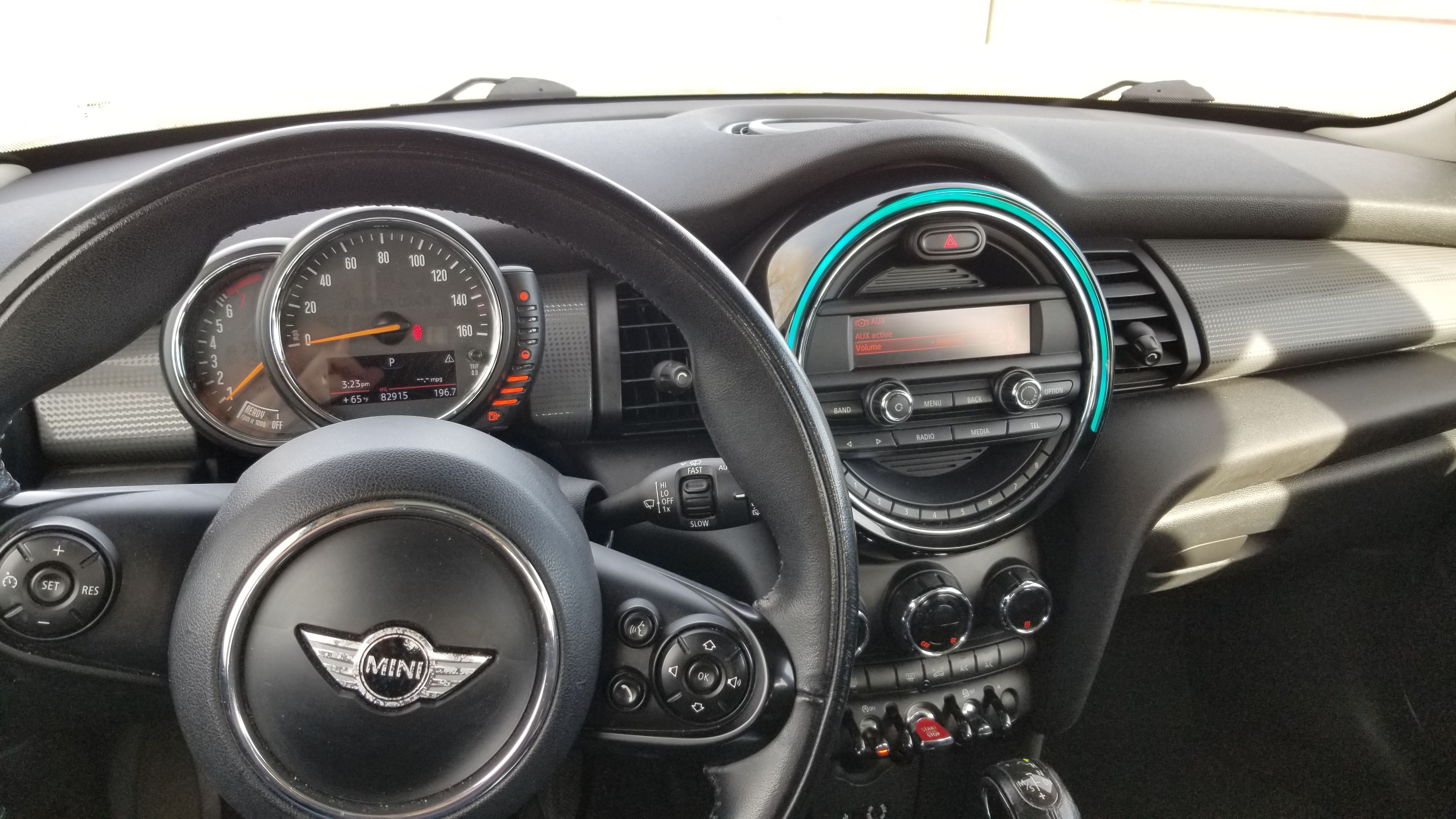 Used 2015 MINI Cooper 4-Door Hardtop FWD image 17