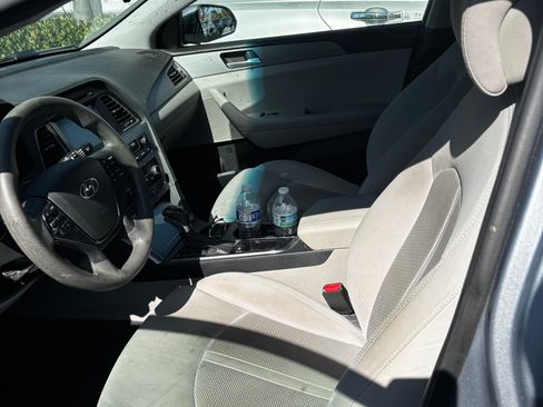 Used 2016 Hyundai Sonata SE FWD image 8