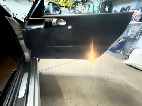 Used 2006 Porsche Cayman S image 24