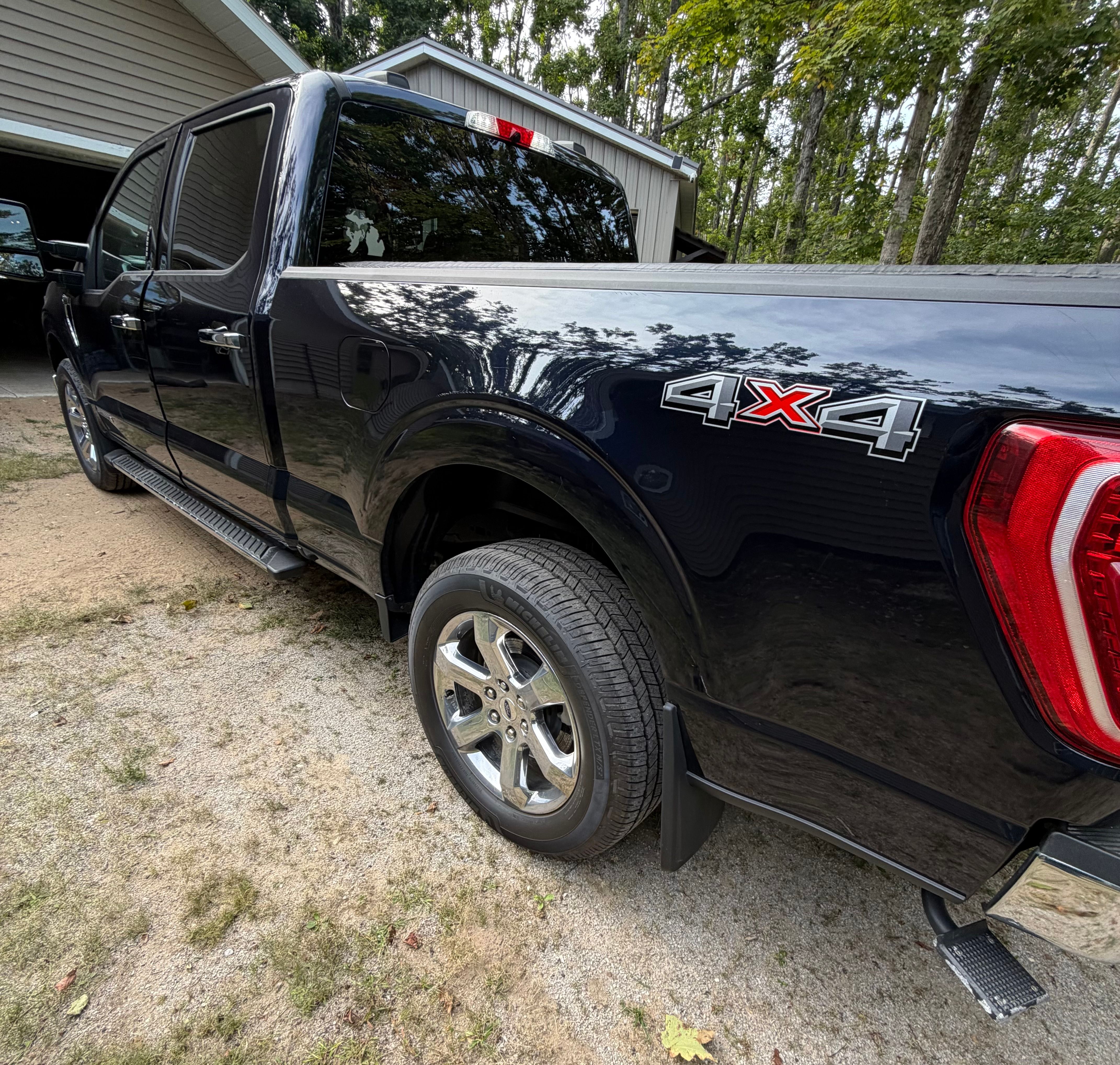 Used 2021 Ford F150 XLT w/ Equipment Group 302A High AWD/4WD image 2
