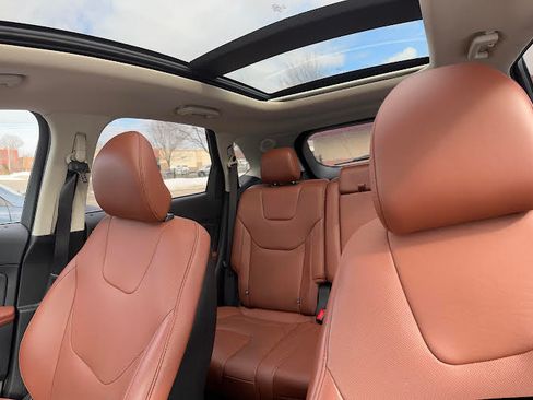 Used 2019 Ford Edge Titanium w/ Equipment Group 301A image 16