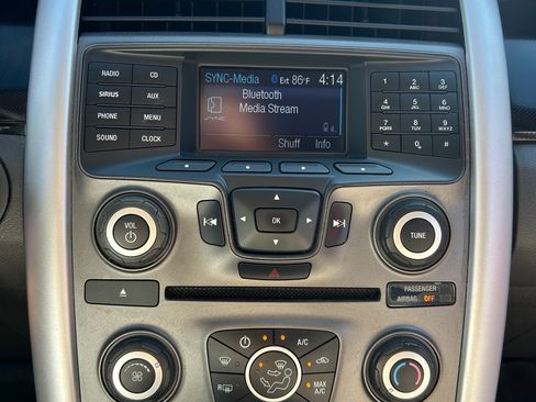 Used 2013 Ford Edge SE FWD image 17