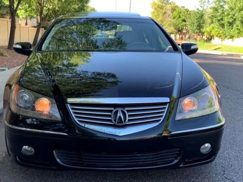 Used 2005 Acura RL AWD/4WD image 2