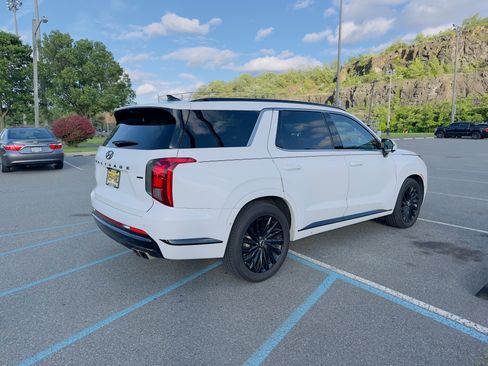 Used 2025 Hyundai Palisade Calligraphy image 6